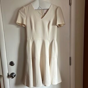 Gal Meets Glam Kate dress